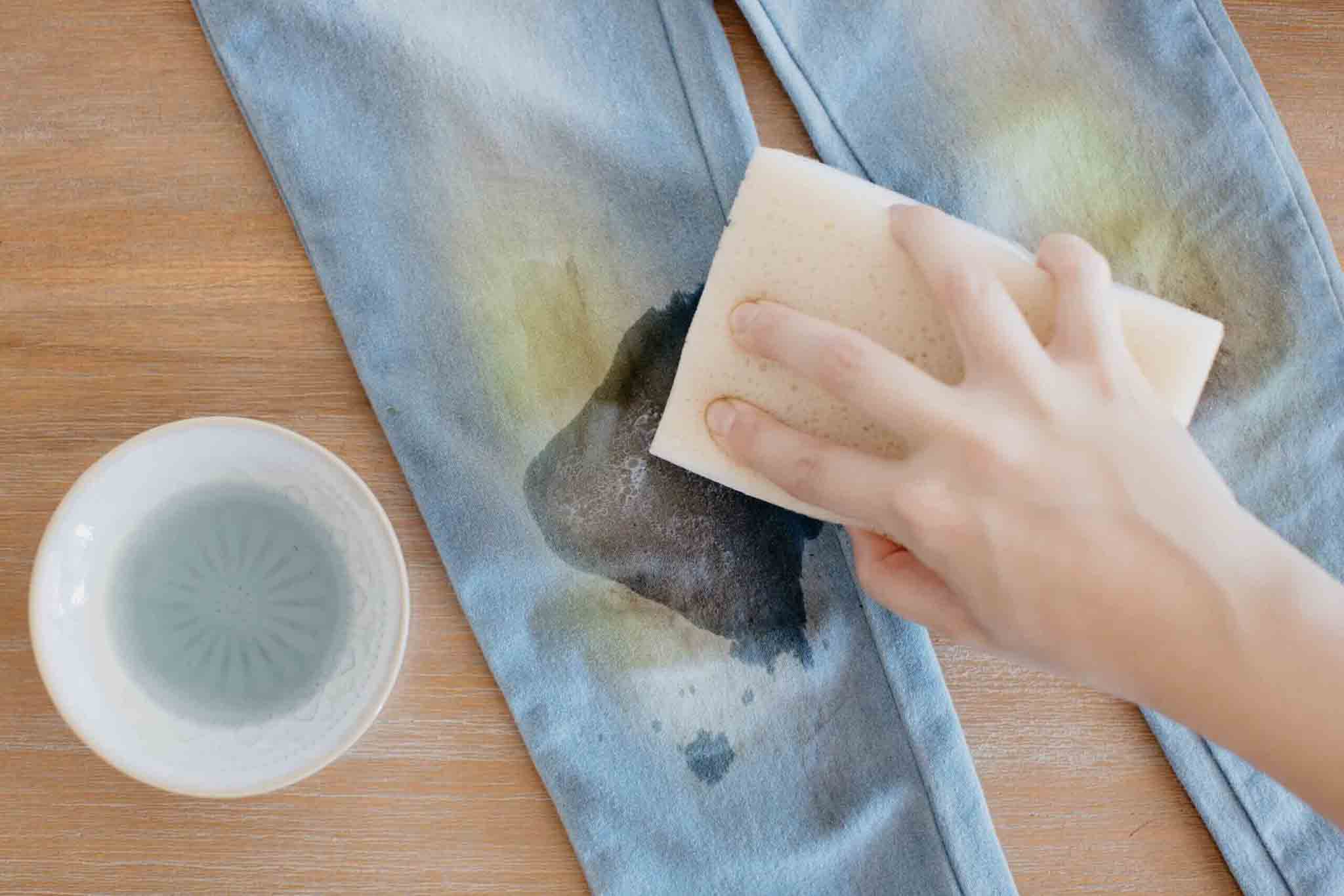 the-ultimate-guide-to-removing-sweat-stains-from-clothing